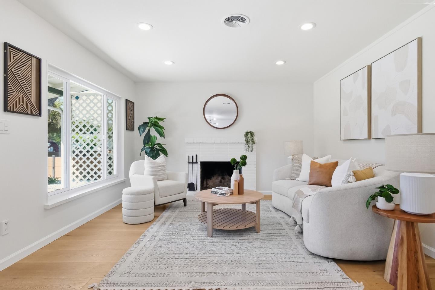 Detail Gallery Image 9 of 48 For 285 W Arbor Ave, Sunnyvale,  CA 94085 - 3 Beds | 2 Baths