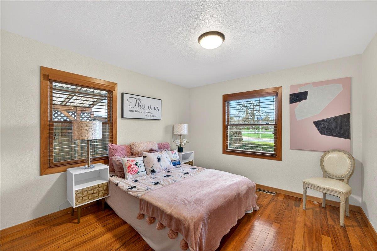 Detail Gallery Image 34 of 65 For 550 Halsey Ave, San Jose,  CA 95128 - 3 Beds | 2 Baths