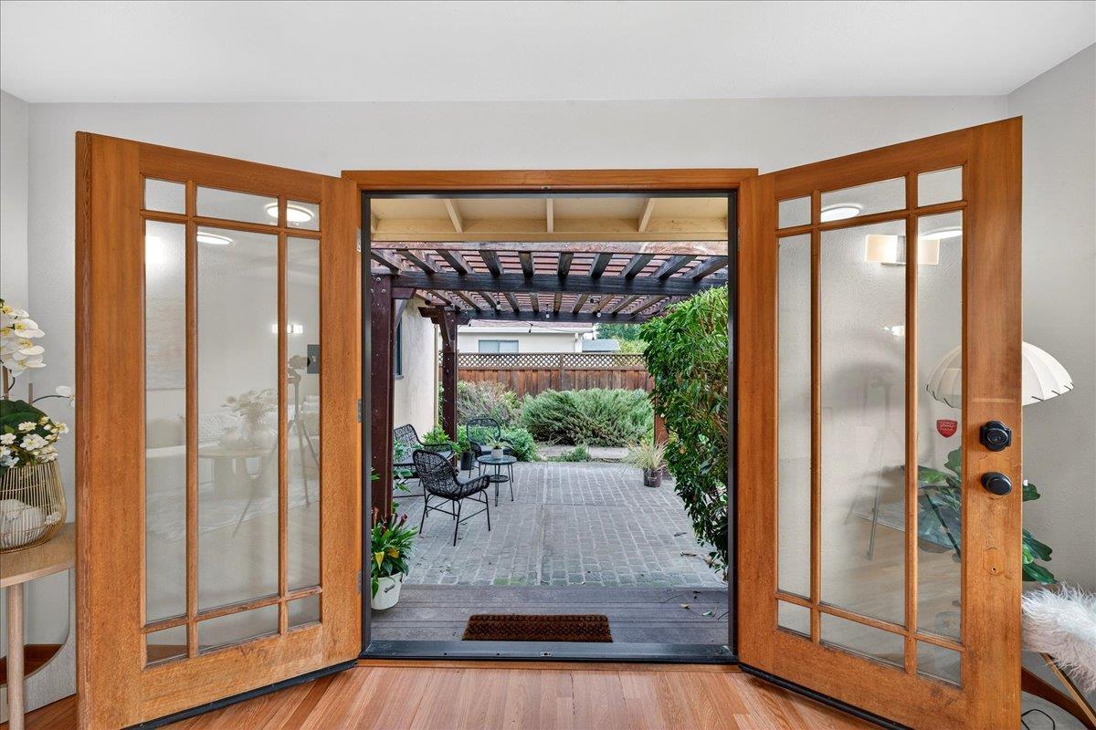 Detail Gallery Image 45 of 65 For 550 Halsey Ave, San Jose,  CA 95128 - 3 Beds | 2 Baths