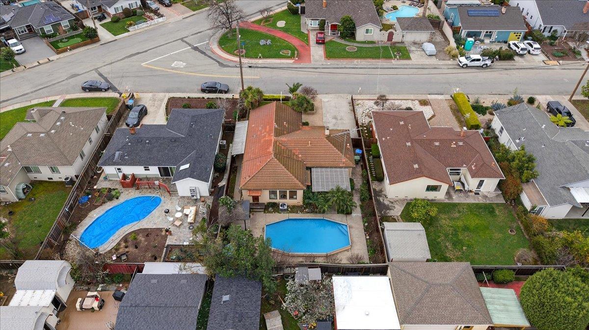 Detail Gallery Image 62 of 65 For 550 Halsey Ave, San Jose,  CA 95128 - 3 Beds | 2 Baths