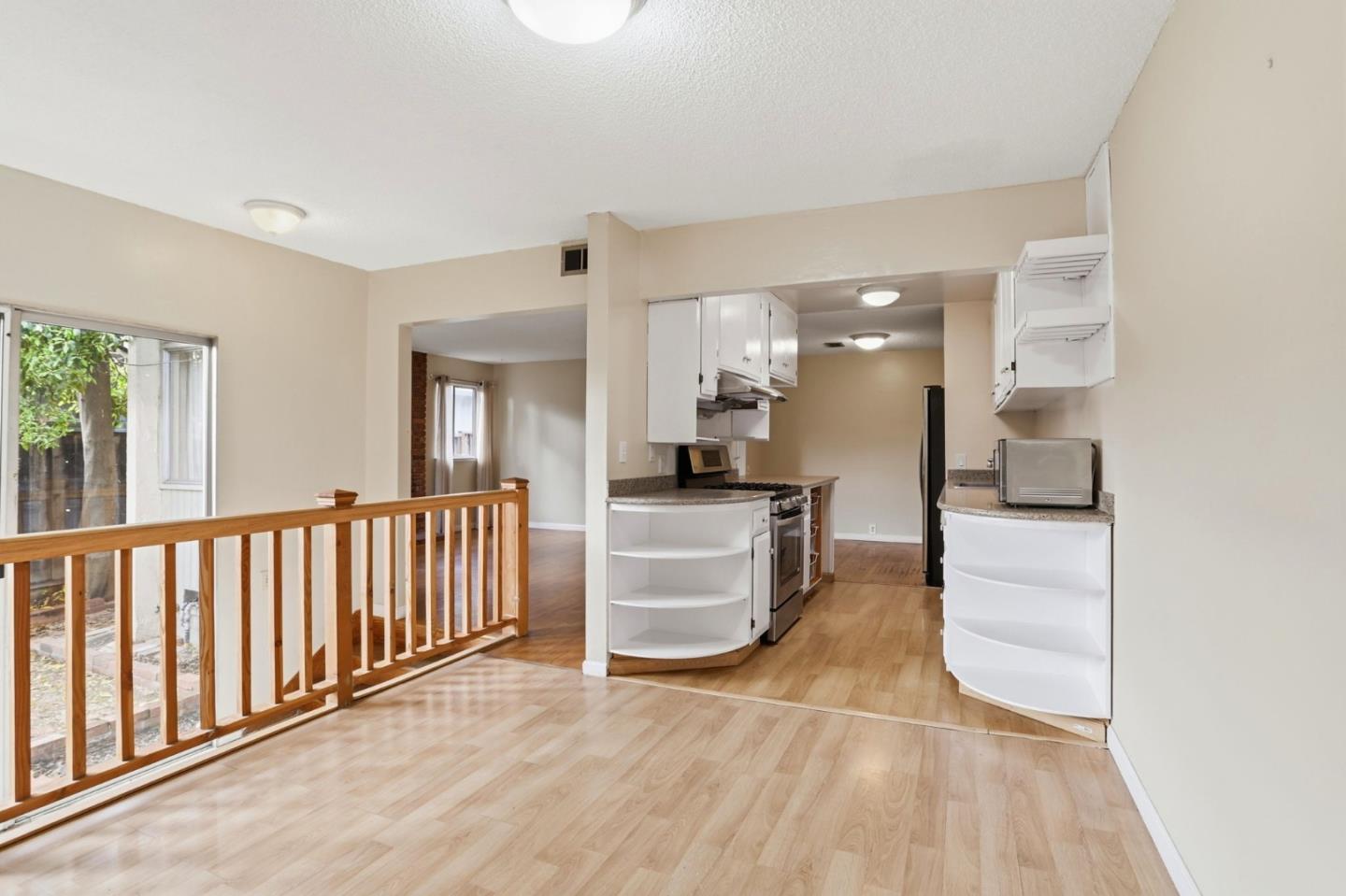 Detail Gallery Image 11 of 20 For 1855 Forest Ct, Milpitas,  CA 95035 - 3 Beds | 2 Baths