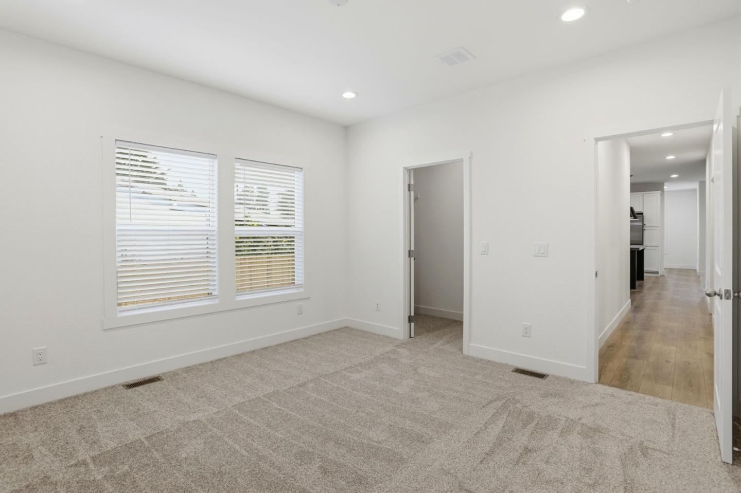 Detail Gallery Image 18 of 31 For 498 Summerland Dr #498,  San Jose,  CA 95134 - 3 Beds | 2 Baths