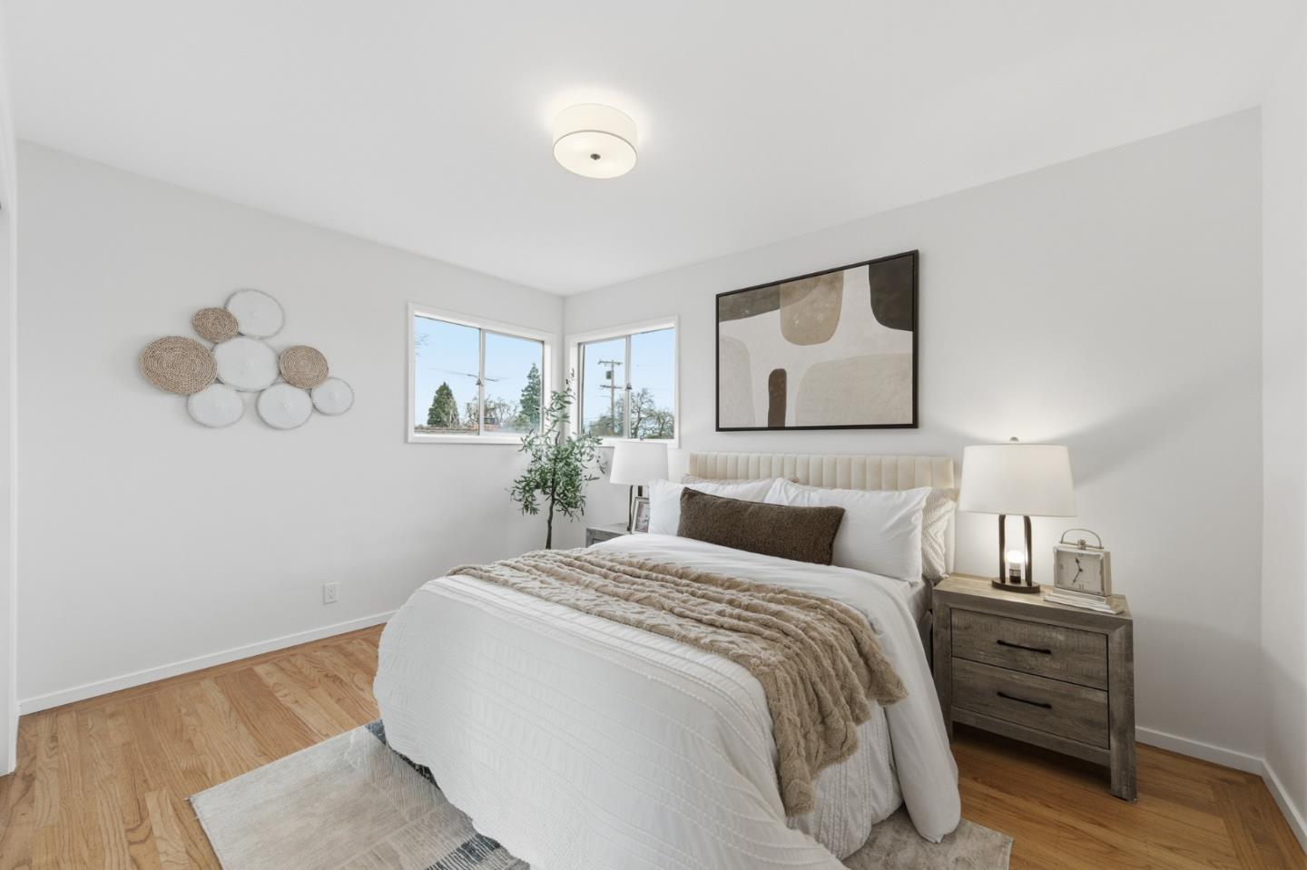 Detail Gallery Image 20 of 40 For 1388 Woodland Ave, San Carlos,  CA 94070 - 4 Beds | 2 Baths