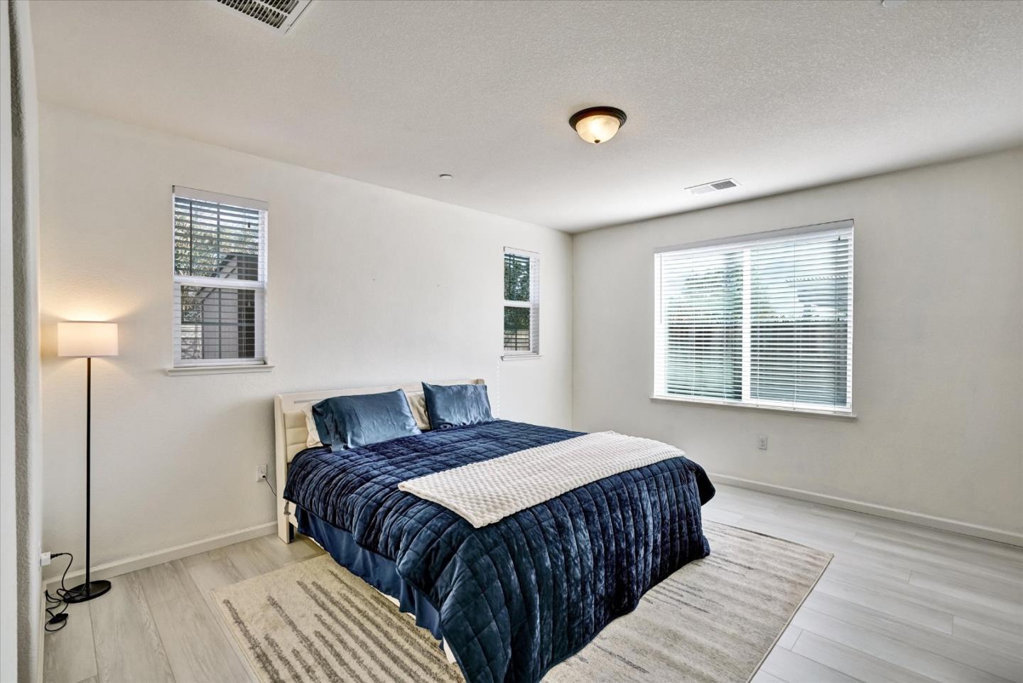 Detail Gallery Image 14 of 35 For 8301 Brookhaven Cir, Discovery Bay,  CA 94505 - 3 Beds | 2 Baths