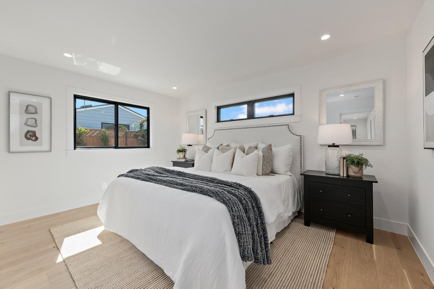 Detail Gallery Image 18 of 33 For 2090 Potomac Way, San Mateo,  CA 94403 - 3 Beds | 2 Baths