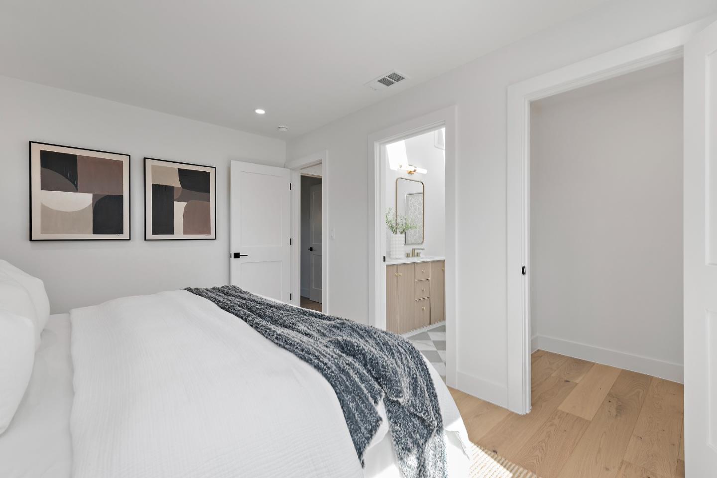 Detail Gallery Image 19 of 33 For 2090 Potomac Way, San Mateo,  CA 94403 - 3 Beds | 2 Baths