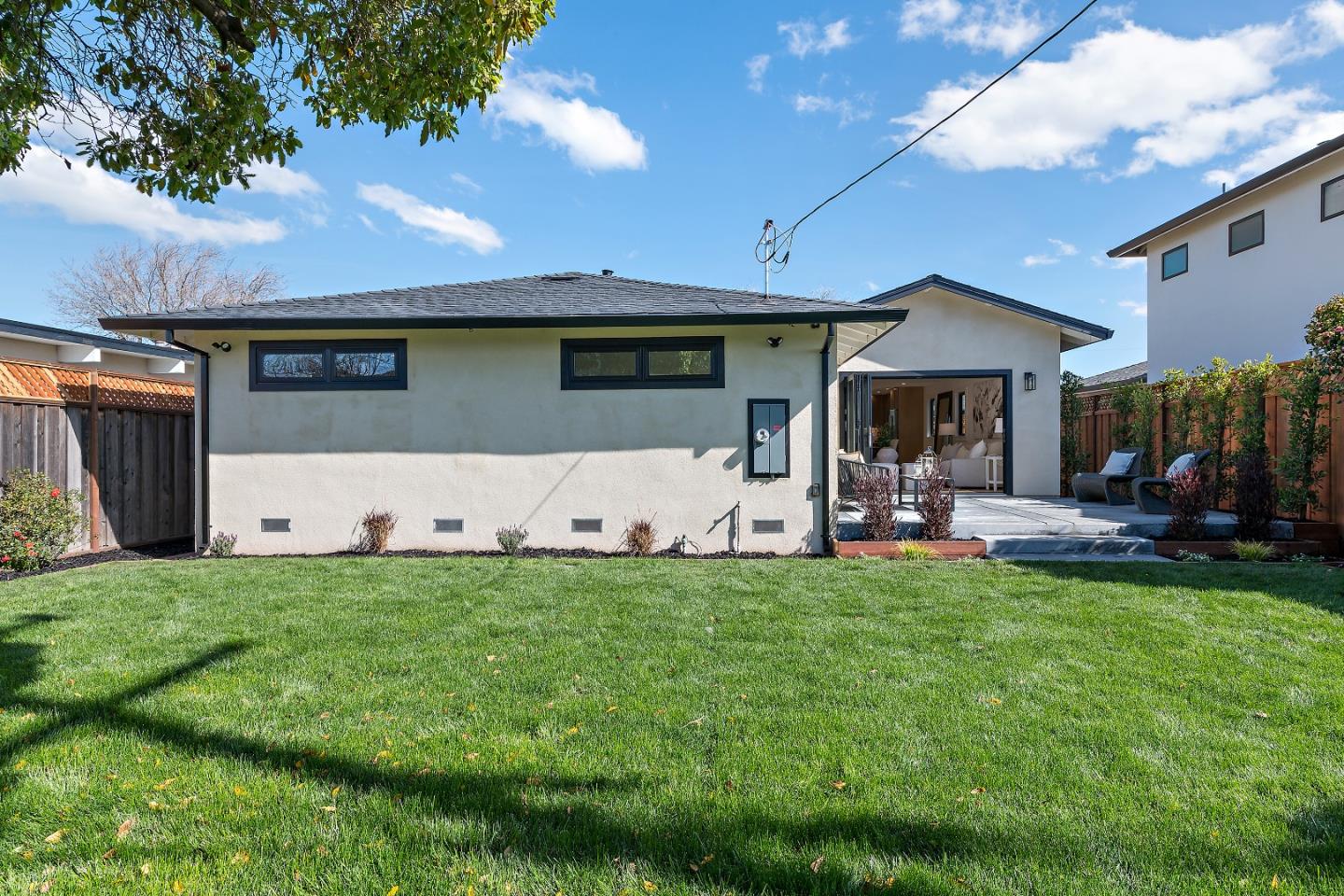 Detail Gallery Image 26 of 33 For 2090 Potomac Way, San Mateo,  CA 94403 - 3 Beds | 2 Baths