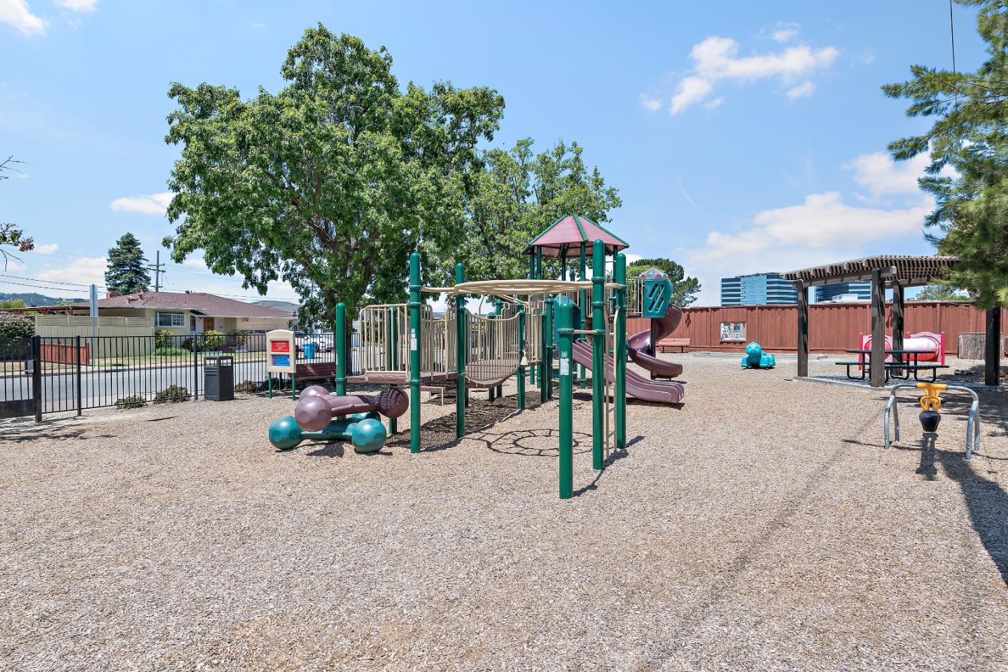 Detail Gallery Image 29 of 33 For 2090 Potomac Way, San Mateo,  CA 94403 - 3 Beds | 2 Baths