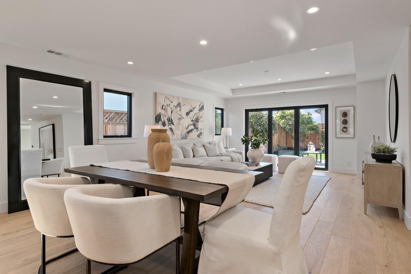 Detail Gallery Image 7 of 33 For 2090 Potomac Way, San Mateo,  CA 94403 - 3 Beds | 2 Baths