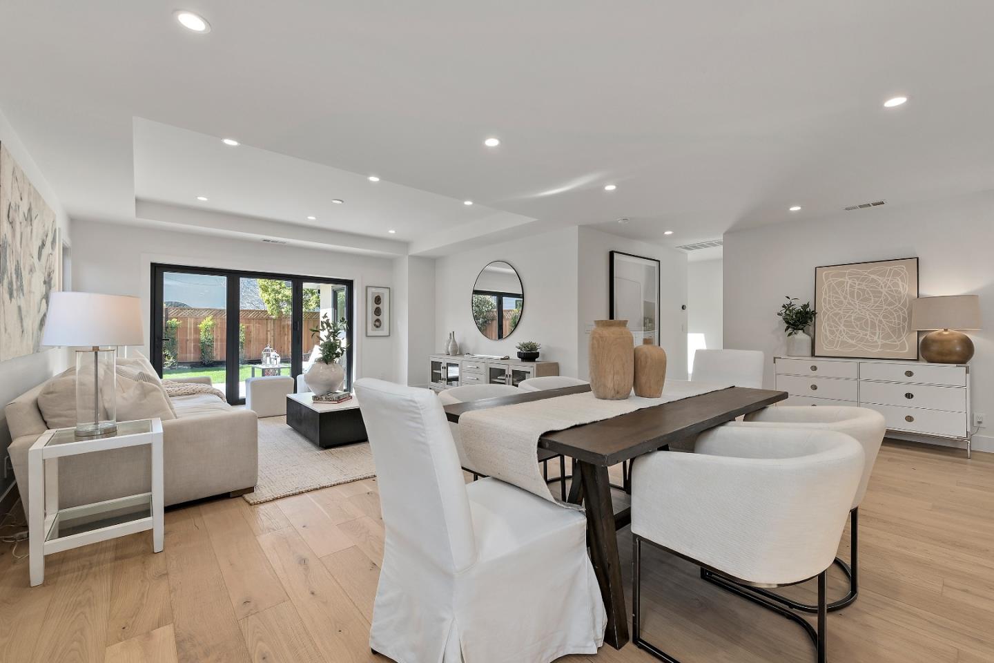 Detail Gallery Image 8 of 33 For 2090 Potomac Way, San Mateo,  CA 94403 - 3 Beds | 2 Baths