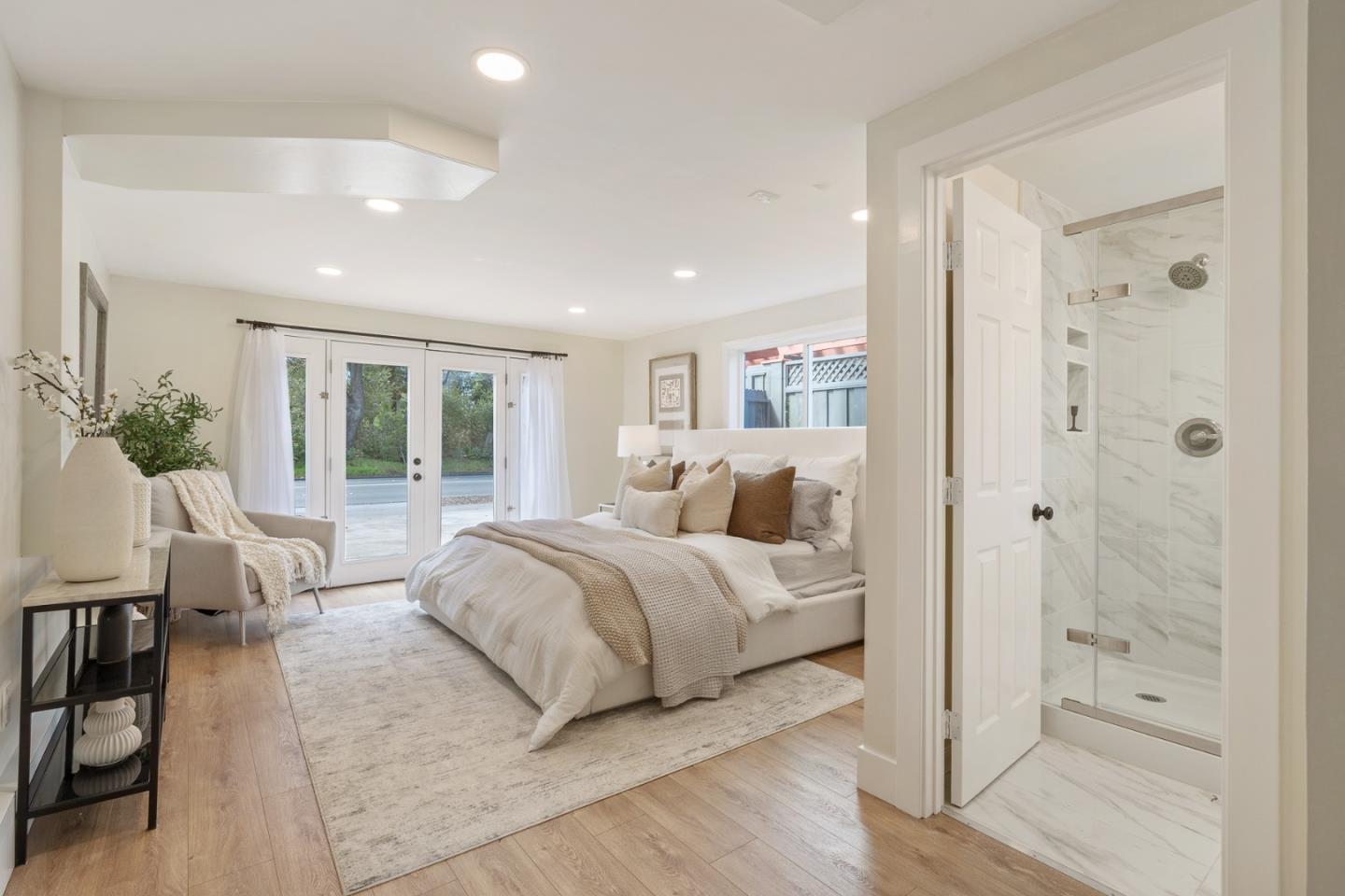 Detail Gallery Image 19 of 27 For 1555 Alma St, Palo Alto,  CA 94301 - 3 Beds | 2 Baths