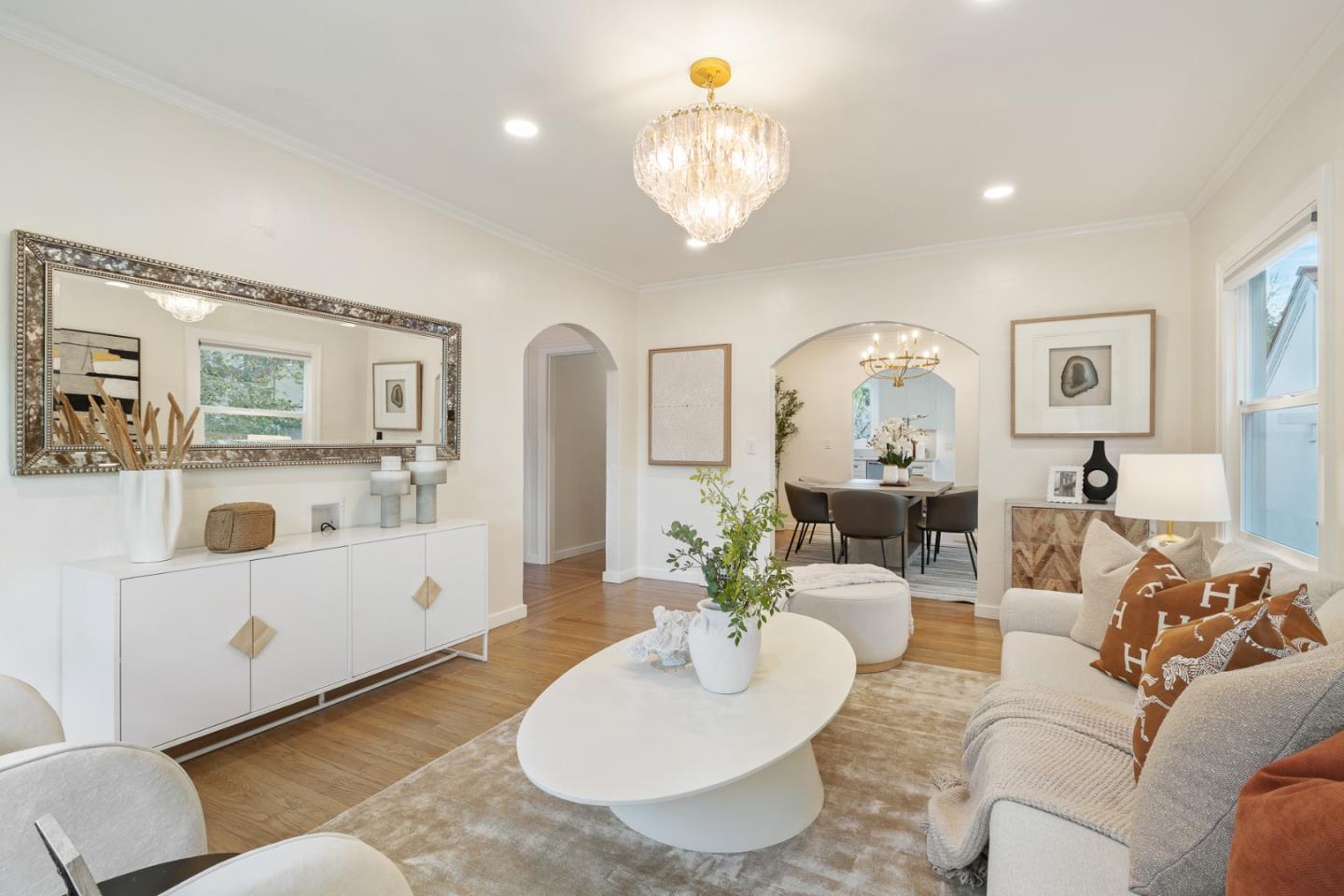 Detail Gallery Image 6 of 27 For 1555 Alma St, Palo Alto,  CA 94301 - 3 Beds | 2 Baths