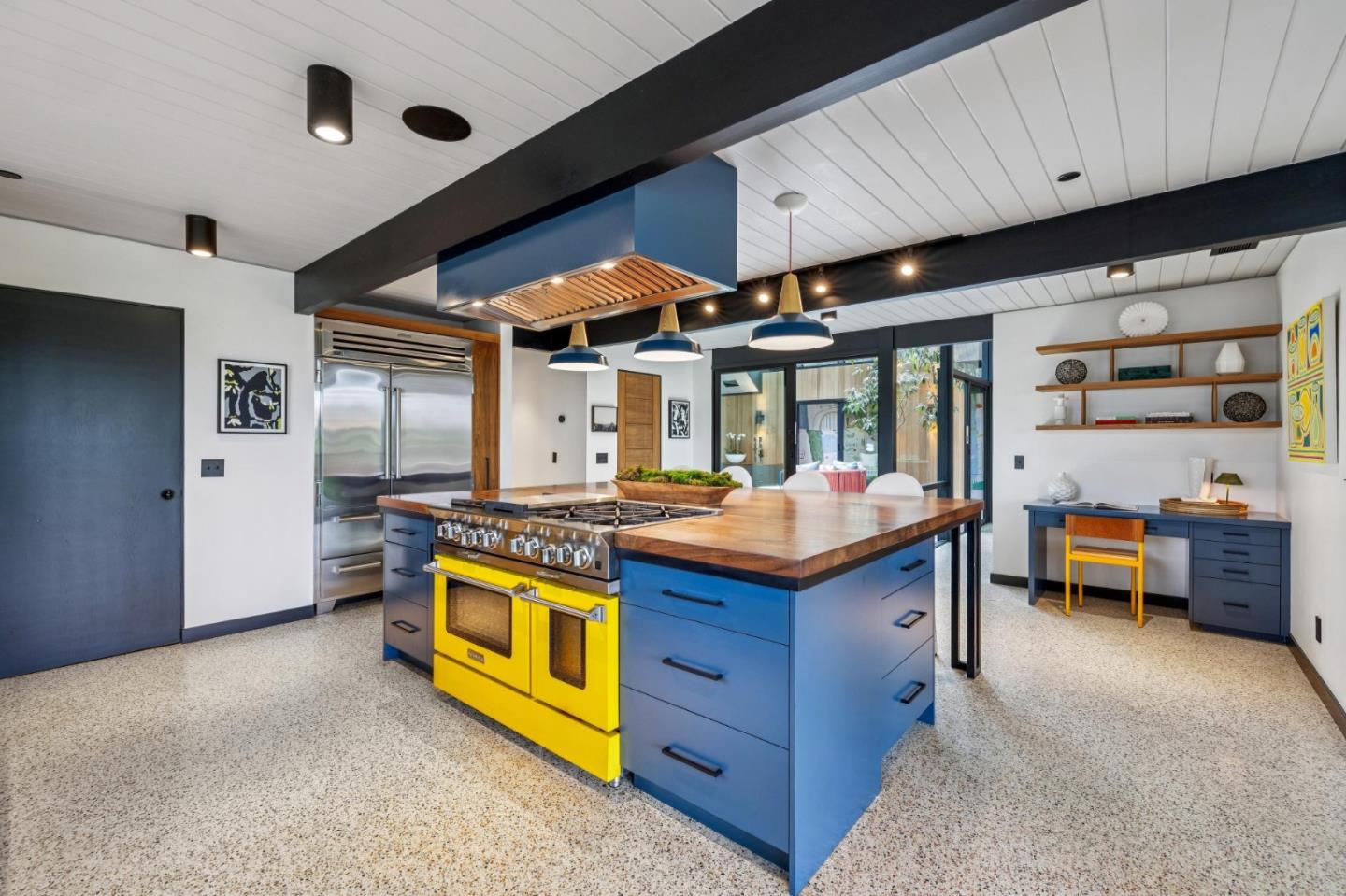 Detail Gallery Image 23 of 71 For 3136 Alexis Dr, Palo Alto,  CA 94304 - 5 Beds | 4 Baths