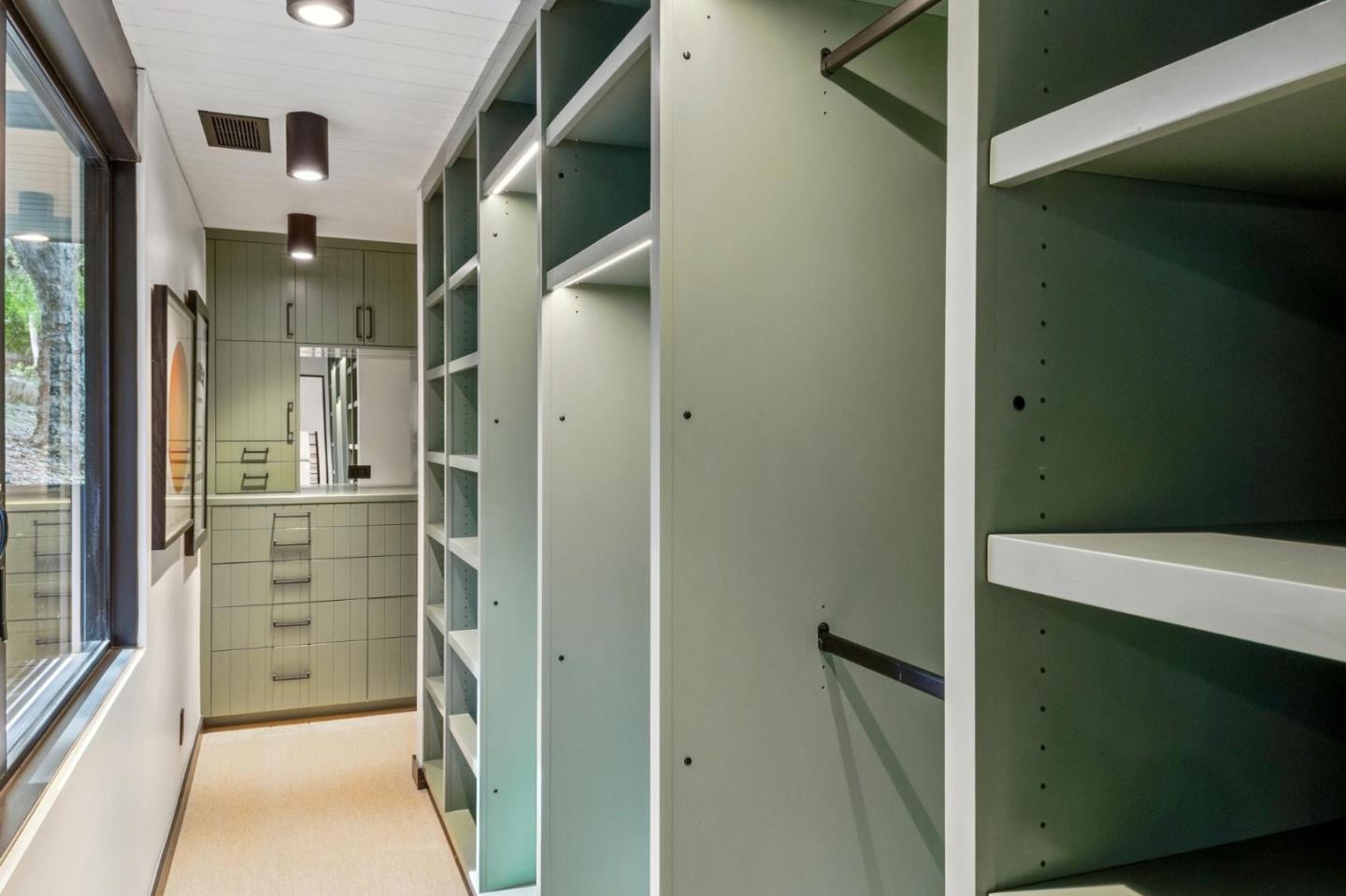 Detail Gallery Image 33 of 71 For 3136 Alexis Dr, Palo Alto,  CA 94304 - 5 Beds | 4 Baths