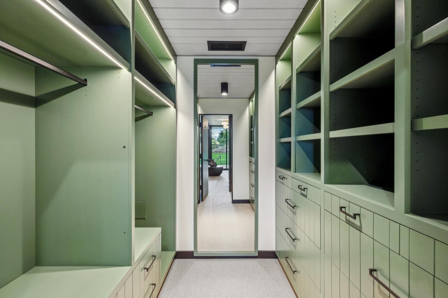 Detail Gallery Image 38 of 71 For 3136 Alexis Dr, Palo Alto,  CA 94304 - 5 Beds | 4 Baths