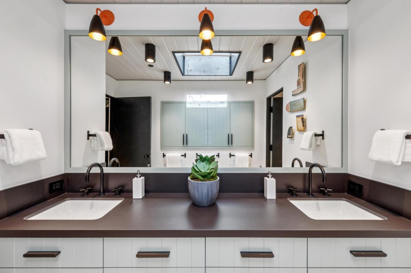 Detail Gallery Image 49 of 71 For 3136 Alexis Dr, Palo Alto,  CA 94304 - 5 Beds | 4 Baths