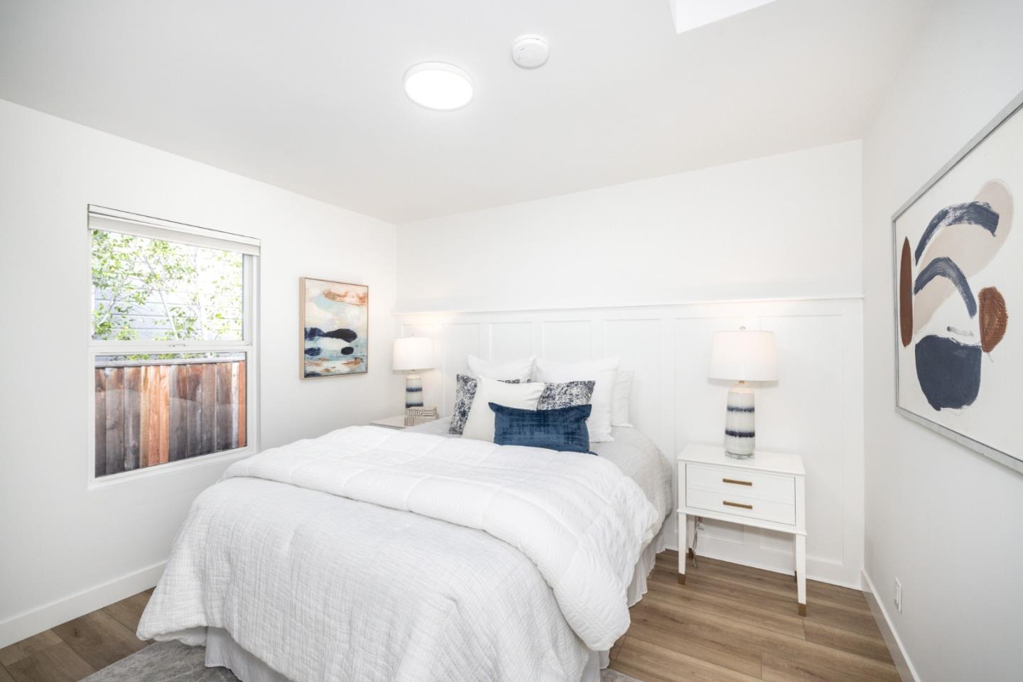 Detail Gallery Image 13 of 43 For 1111 Alma St, Palo Alto,  CA 94301 - 3 Beds | 2 Baths