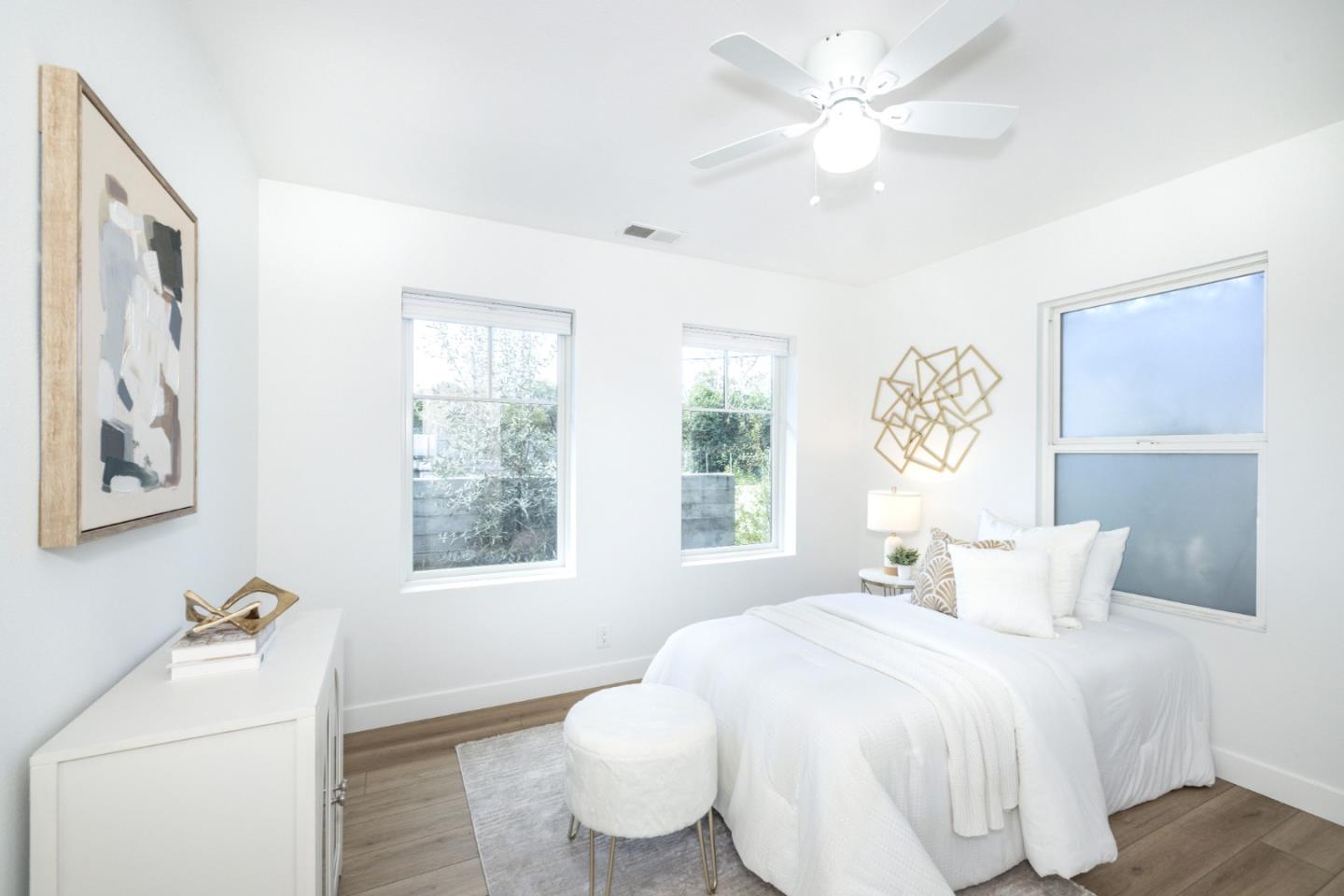 Detail Gallery Image 15 of 43 For 1111 Alma St, Palo Alto,  CA 94301 - 3 Beds | 2 Baths