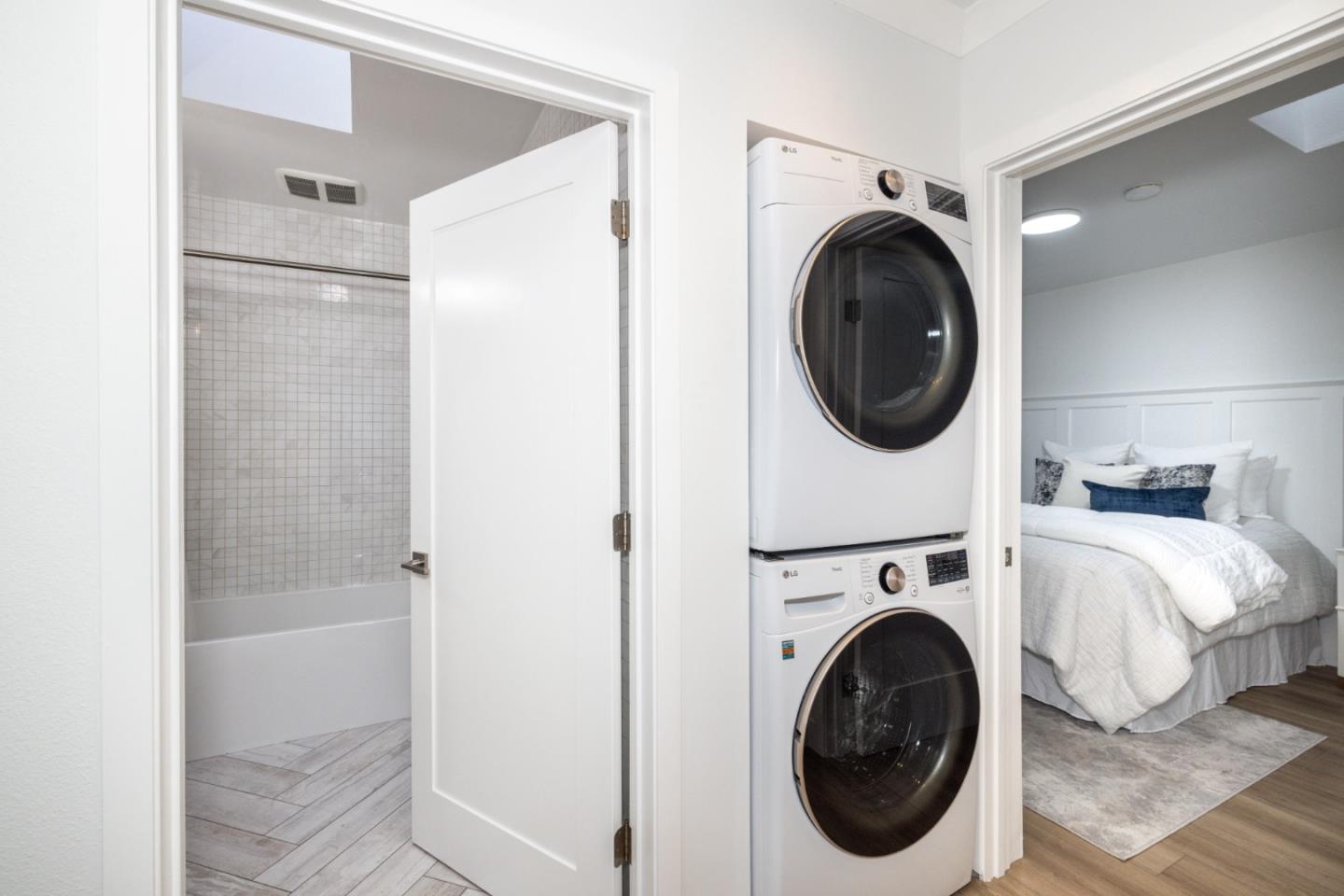 Detail Gallery Image 18 of 43 For 1111 Alma St, Palo Alto,  CA 94301 - 3 Beds | 2 Baths