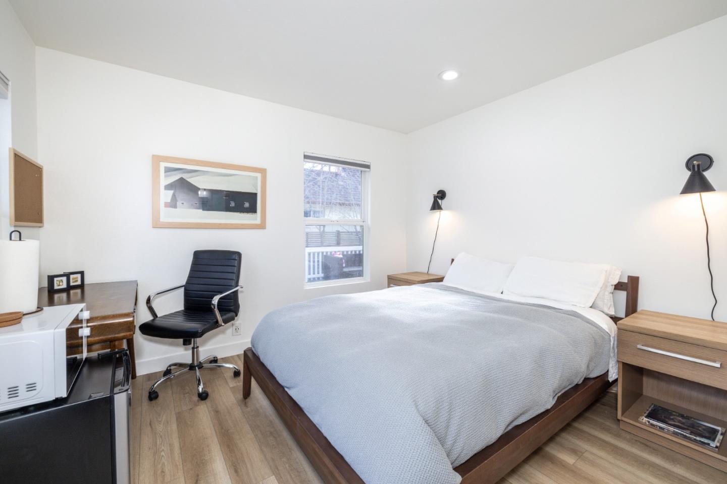 Detail Gallery Image 22 of 43 For 1111 Alma St, Palo Alto,  CA 94301 - 3 Beds | 2 Baths