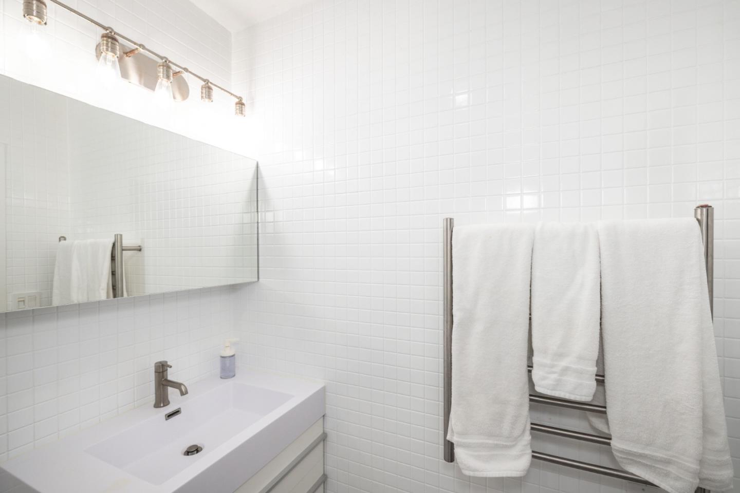 Detail Gallery Image 26 of 43 For 1111 Alma St, Palo Alto,  CA 94301 - 3 Beds | 2 Baths