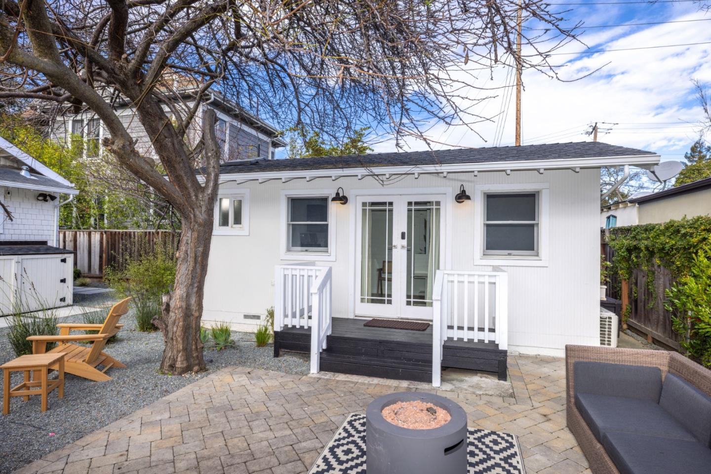 Detail Gallery Image 35 of 43 For 1111 Alma St, Palo Alto,  CA 94301 - 3 Beds | 2 Baths