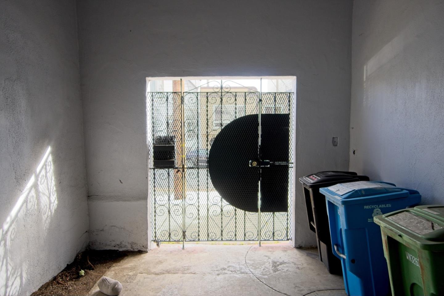 Detail Gallery Image 24 of 34 For 88 Lobos St, San Francisco,  CA 94112 - 3 Beds | 1 Baths