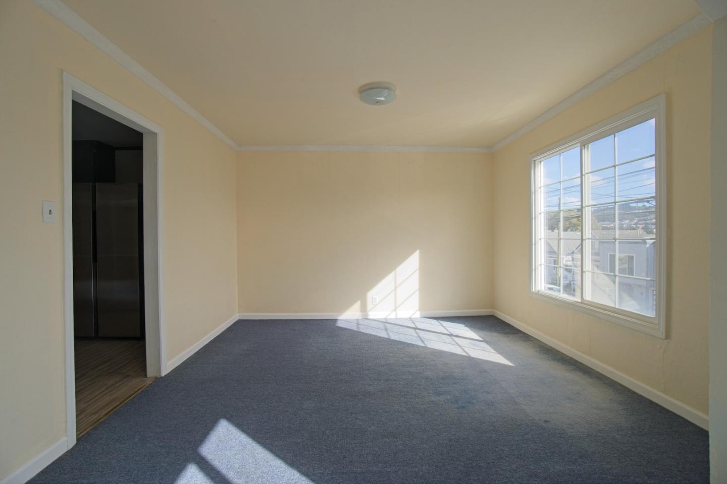 Detail Gallery Image 8 of 34 For 88 Lobos St, San Francisco,  CA 94112 - 3 Beds | 1 Baths