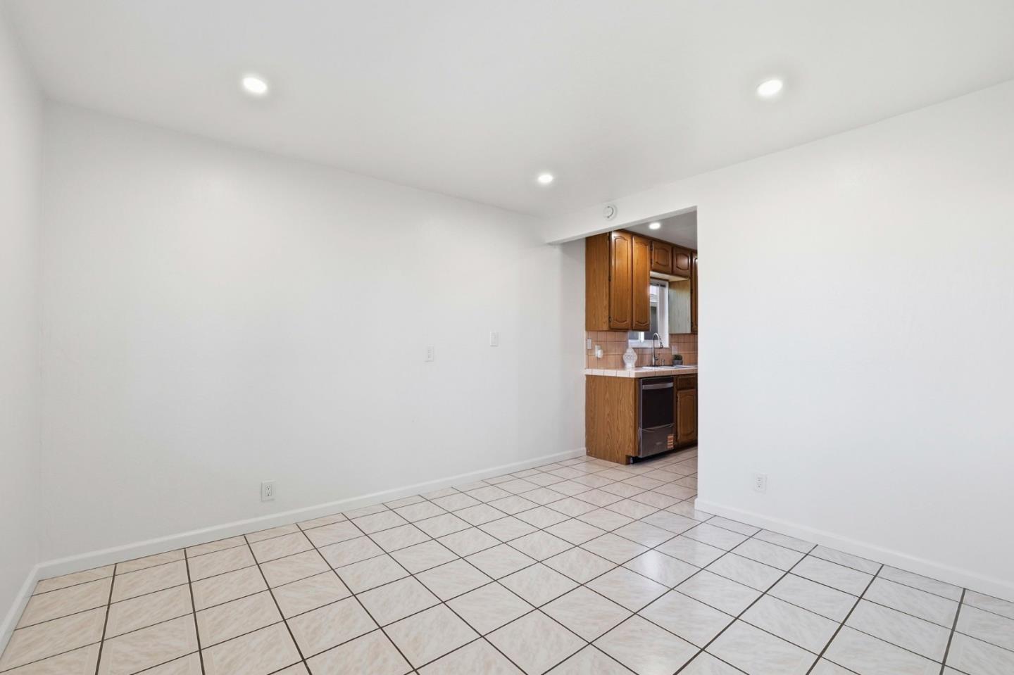 Detail Gallery Image 34 of 47 For 1861 Nelson Dr, Santa Clara,  CA 95054 - 4 Beds | 2 Baths