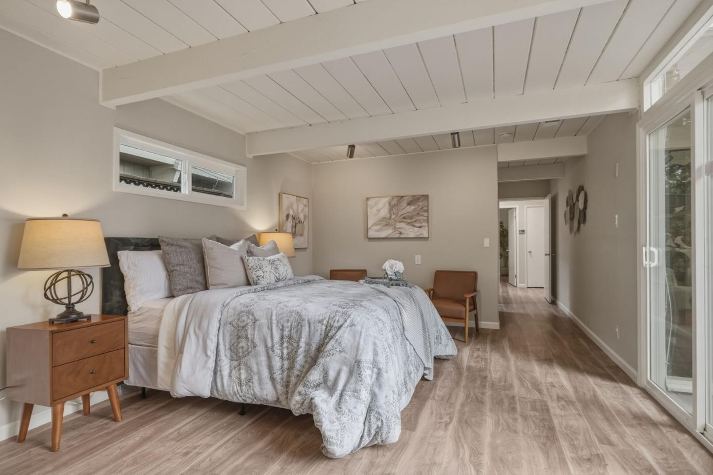 Detail Gallery Image 22 of 45 For 1135 Cedarwood Way, Redwood City,  CA 94061 - 3 Beds | 2 Baths