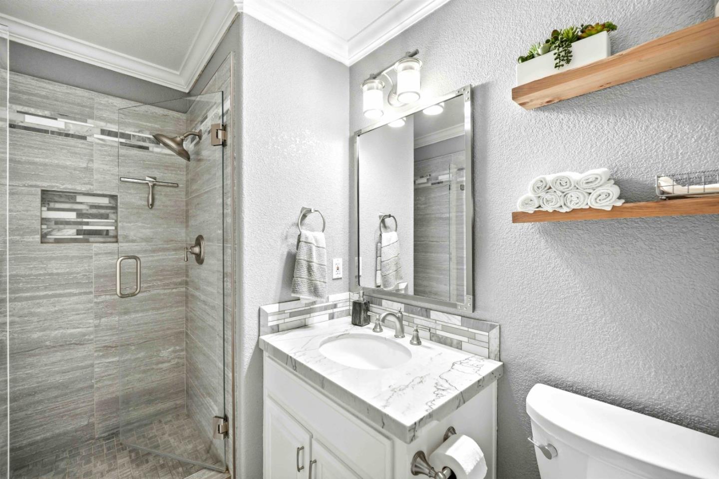 Detail Gallery Image 21 of 66 For 832 English Walnut Way, Morgan Hill,  CA 95037 - 5 Beds | 3 Baths