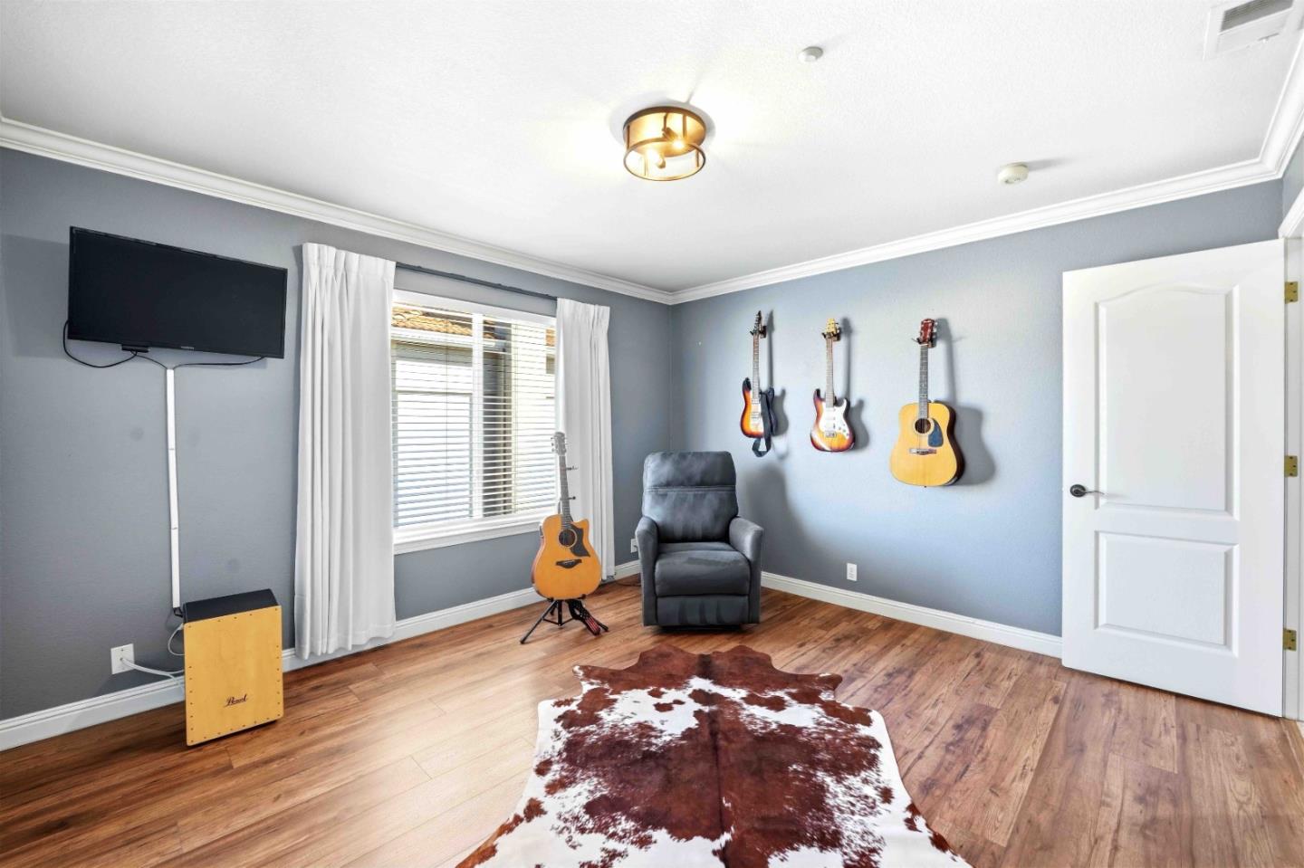 Detail Gallery Image 31 of 66 For 832 English Walnut Way, Morgan Hill,  CA 95037 - 5 Beds | 3 Baths