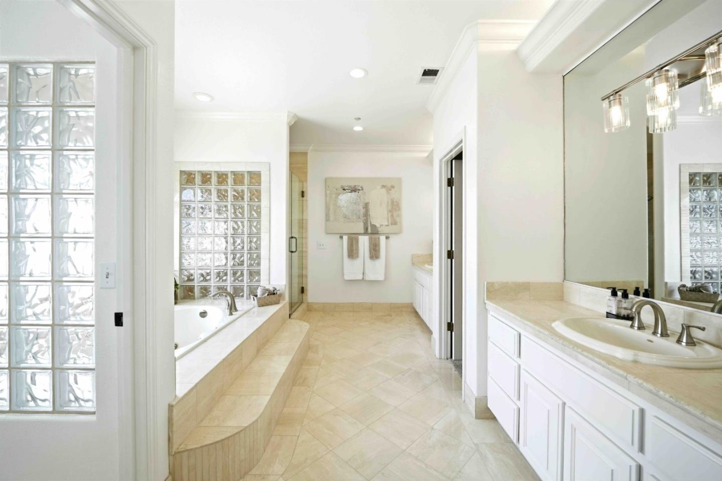 Detail Gallery Image 37 of 66 For 832 English Walnut Way, Morgan Hill,  CA 95037 - 5 Beds | 3 Baths