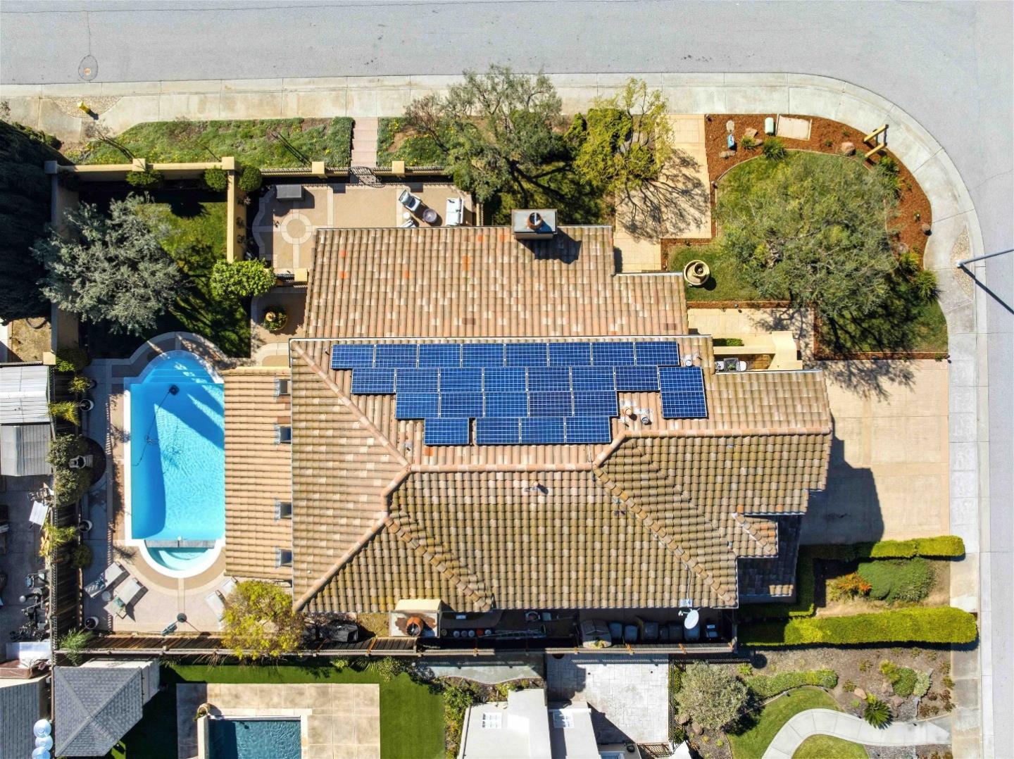 Detail Gallery Image 55 of 66 For 832 English Walnut Way, Morgan Hill,  CA 95037 - 5 Beds | 3 Baths