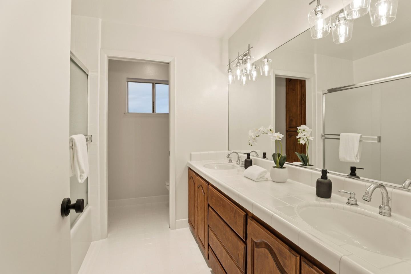 Detail Gallery Image 29 of 36 For 2847 Carolina Ave, Redwood City,  CA 94061 - 5 Beds | 3 Baths