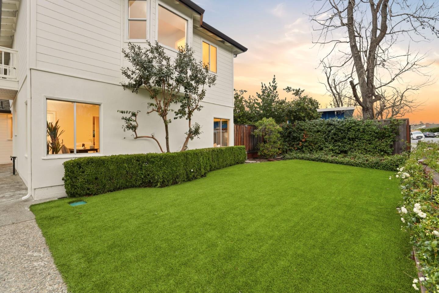 Detail Gallery Image 34 of 36 For 2847 Carolina Ave, Redwood City,  CA 94061 - 5 Beds | 3 Baths