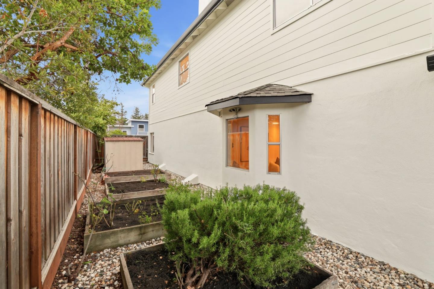 Detail Gallery Image 35 of 36 For 2847 Carolina Ave, Redwood City,  CA 94061 - 5 Beds | 3 Baths