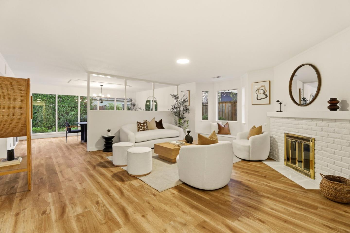 Detail Gallery Image 5 of 36 For 2847 Carolina Ave, Redwood City,  CA 94061 - 5 Beds | 3 Baths