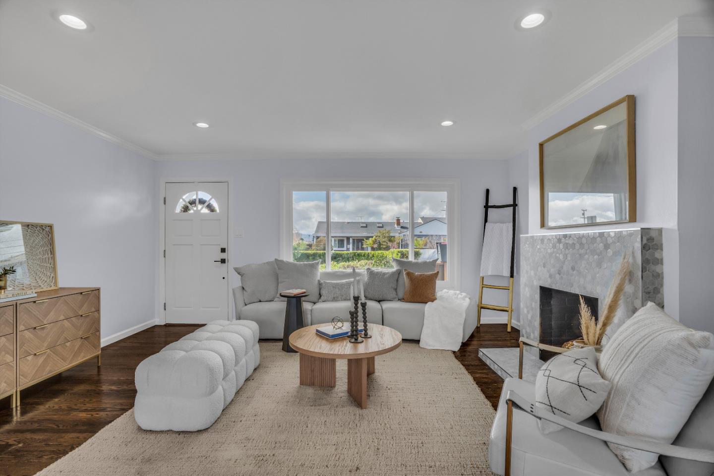 Detail Gallery Image 11 of 34 For 2081 Shoreview Ave, San Mateo,  CA 94401 - 2 Beds | 1 Baths