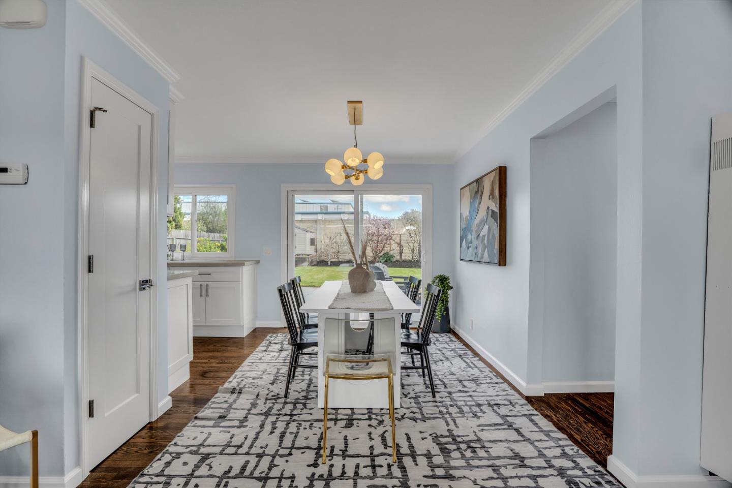 Detail Gallery Image 13 of 34 For 2081 Shoreview Ave, San Mateo,  CA 94401 - 2 Beds | 1 Baths