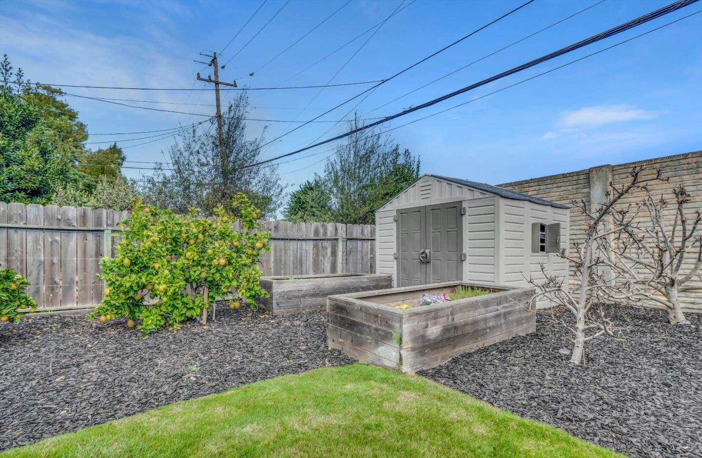 Detail Gallery Image 29 of 34 For 2081 Shoreview Ave, San Mateo,  CA 94401 - 2 Beds | 1 Baths