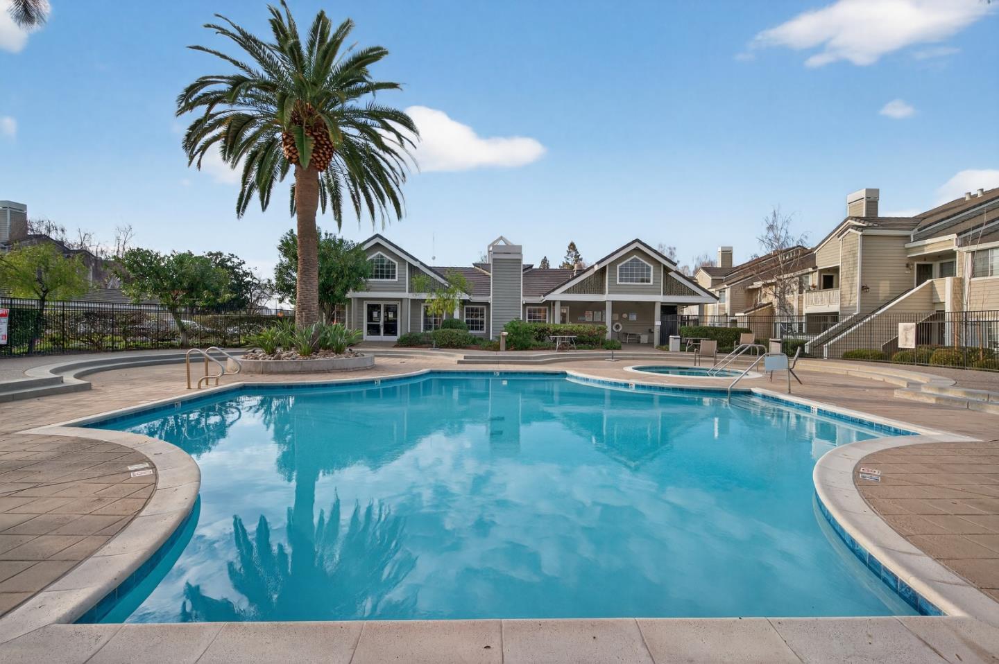 Detail Gallery Image 35 of 42 For 5964 Bridgeport Lake Way, San Jose,  CA 95123 - 2 Beds | 2 Baths