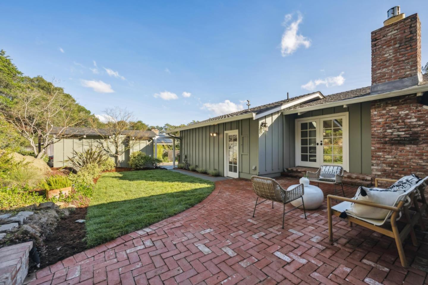 Detail Gallery Image 14 of 24 For 354 Devonshire Blvd, San Carlos,  CA 94070 - 4 Beds | 2 Baths