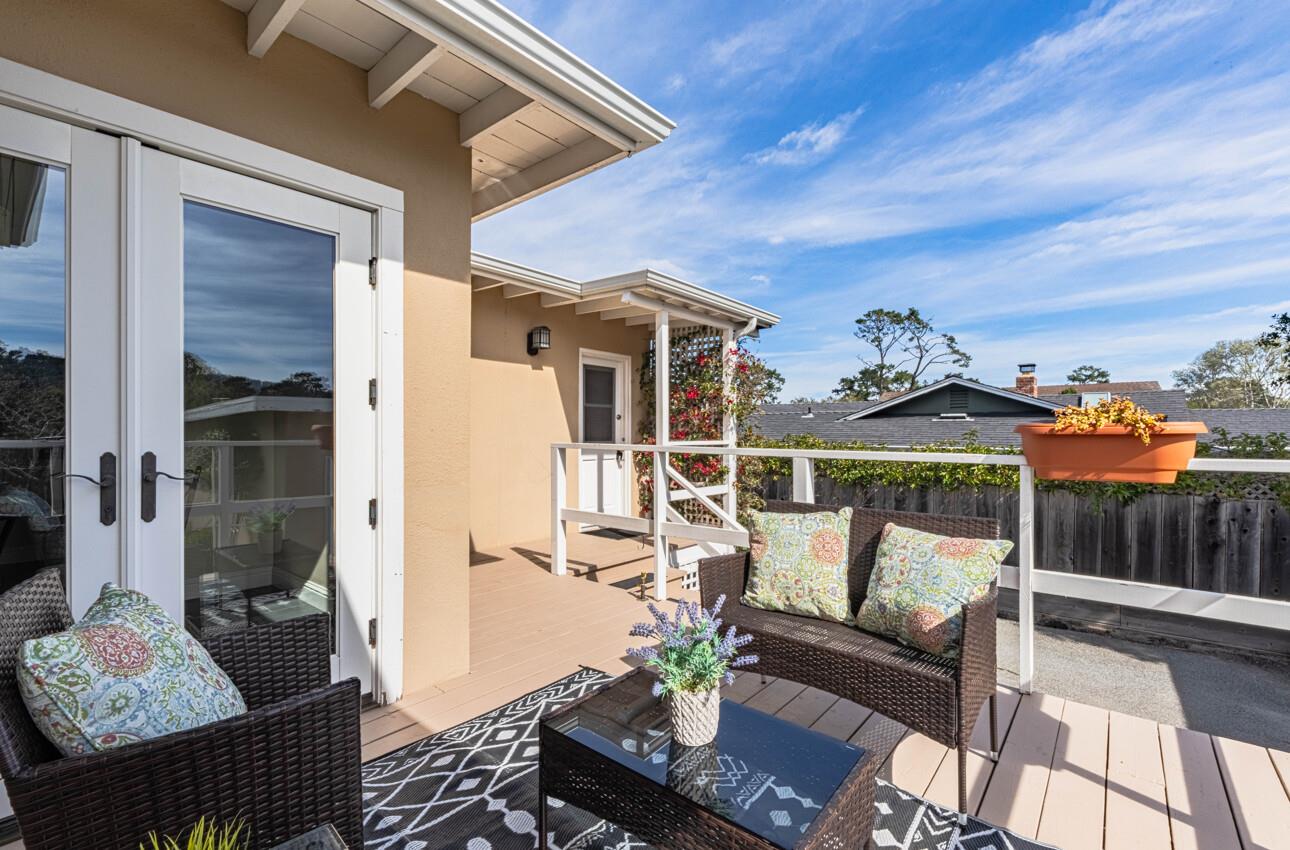Detail Gallery Image 16 of 39 For 89 via Descanso, Monterey,  CA 93940 - 2 Beds | 2 Baths