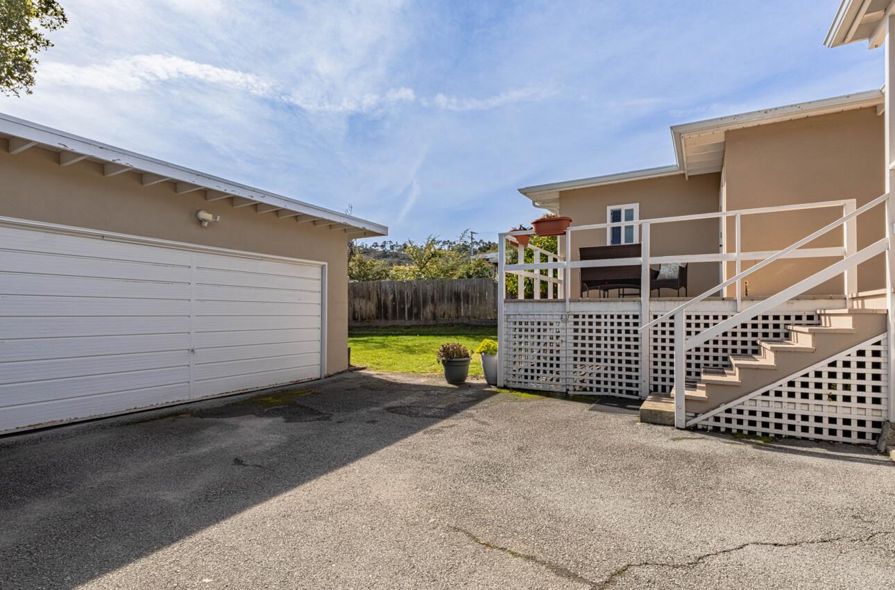 Detail Gallery Image 37 of 39 For 89 via Descanso, Monterey,  CA 93940 - 2 Beds | 2 Baths