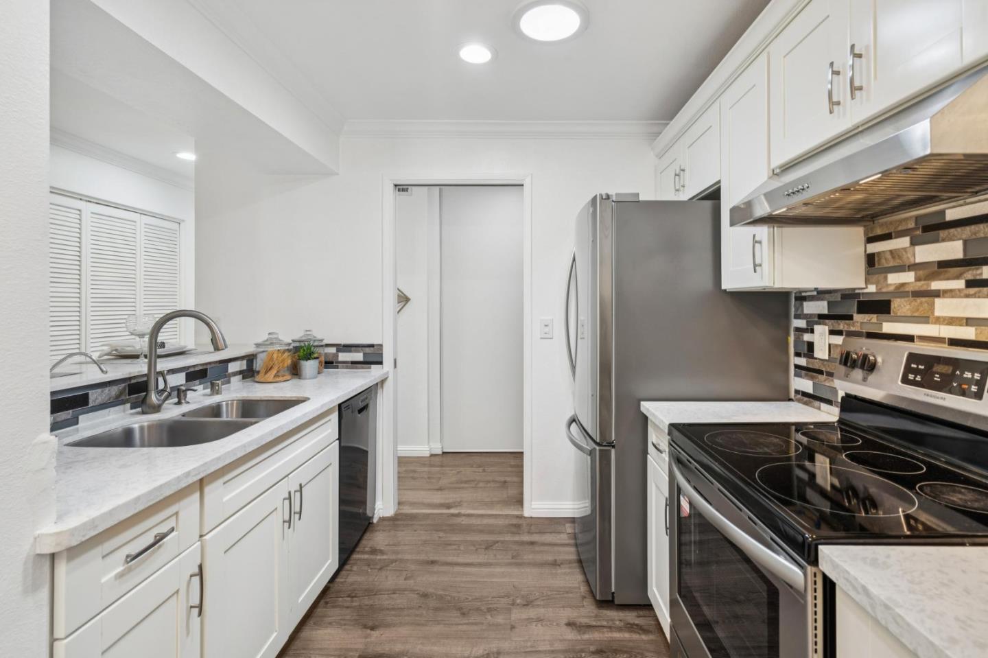 Detail Gallery Image 9 of 35 For 40425 Chapel Way #309,  Fremont,  CA 94538 - 2 Beds | 2 Baths