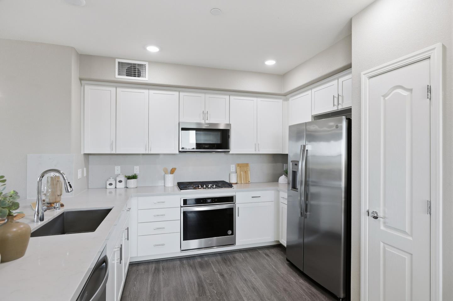 Photo #12: ML82036357 Listing: Photo #12