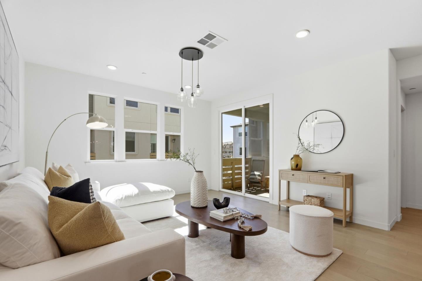 Photo #4: ML82036359 Listing: Photo #4