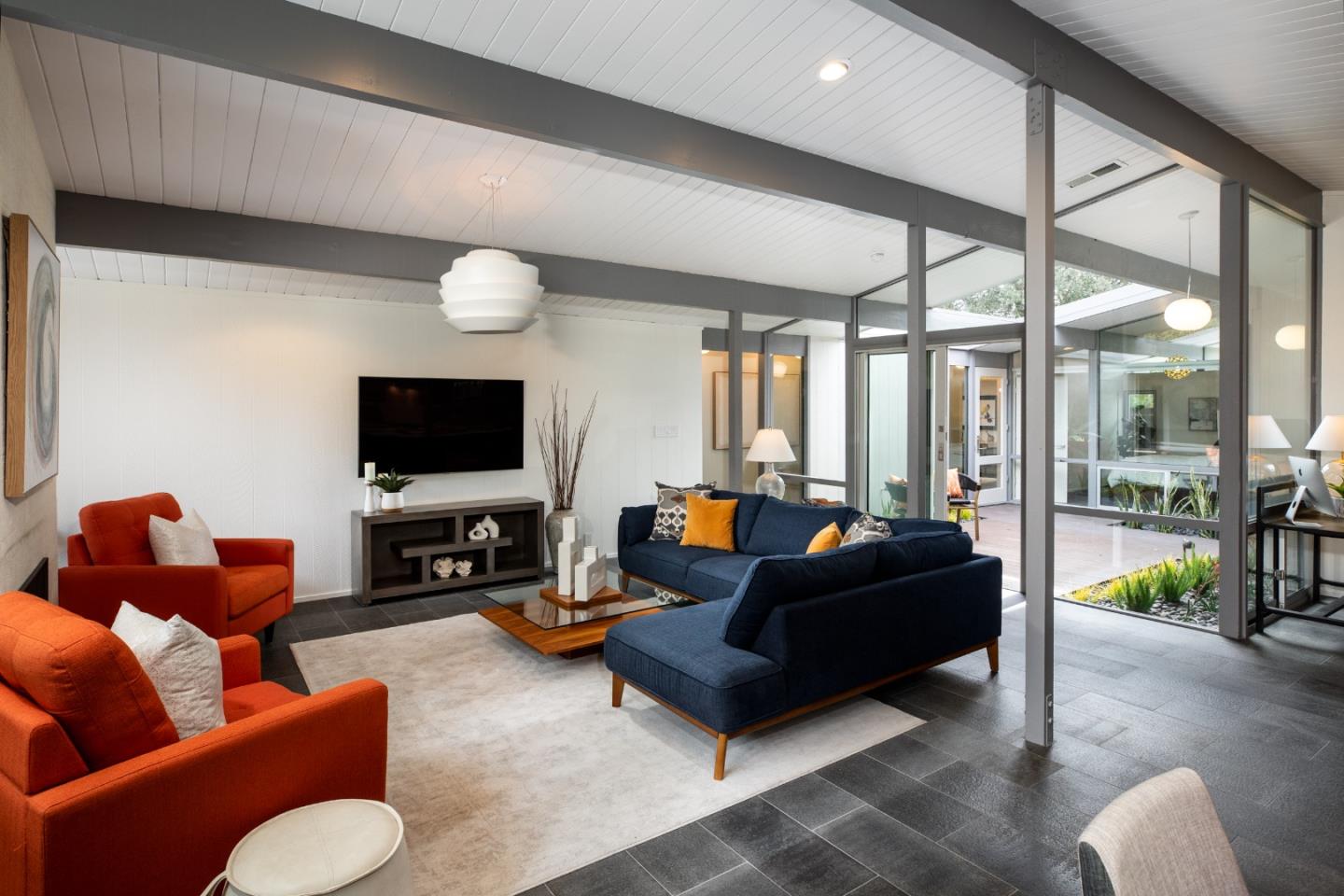 Detail Gallery Image 10 of 34 For 956 Trophy Dr, Mountain View,  CA 94040 - 3 Beds | 2 Baths