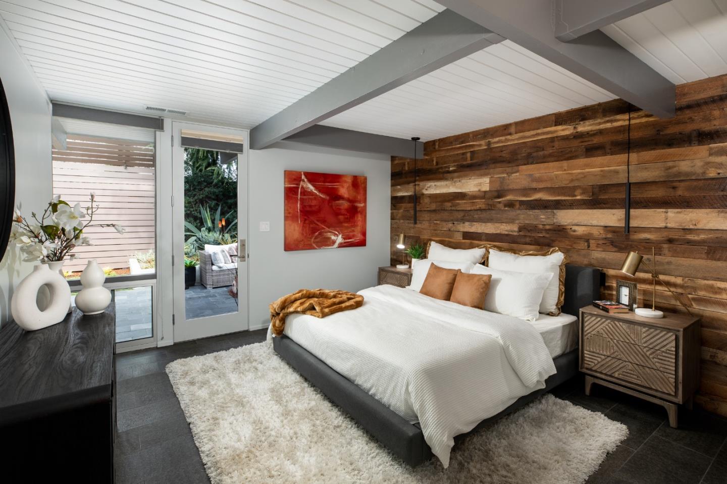 Detail Gallery Image 16 of 34 For 956 Trophy Dr, Mountain View,  CA 94040 - 3 Beds | 2 Baths